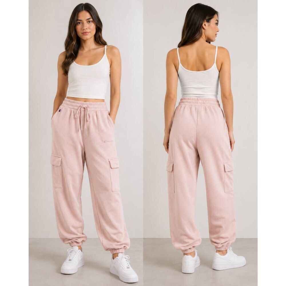 Champion Women’s Voluminous Cargo Jogger Pants Size Small Warm Pinkish Tan NWT